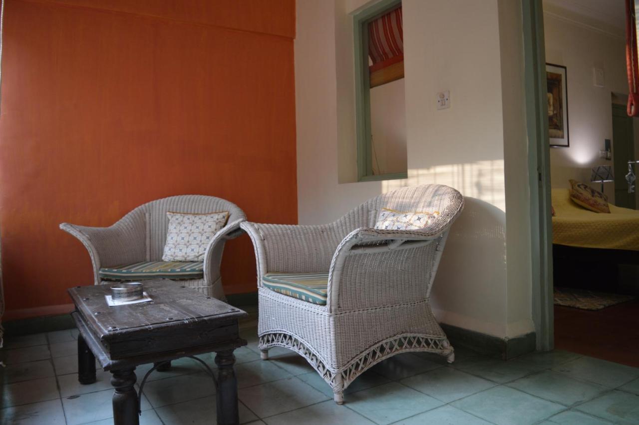 G 49 Bed & Breakfast New Delhi Eksteriør billede